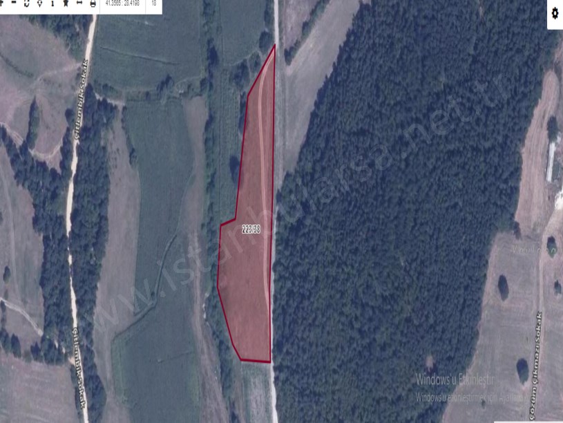 Çatalca Çiftlikköyde Satılık Arsa , 145 M2 Yola Cephe Çevrili Çaplı