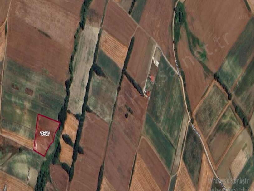 Silivri Gazitepede Satılık Arsa , 1,224 m2 Hisseli Çevrili Evlerin Yakını