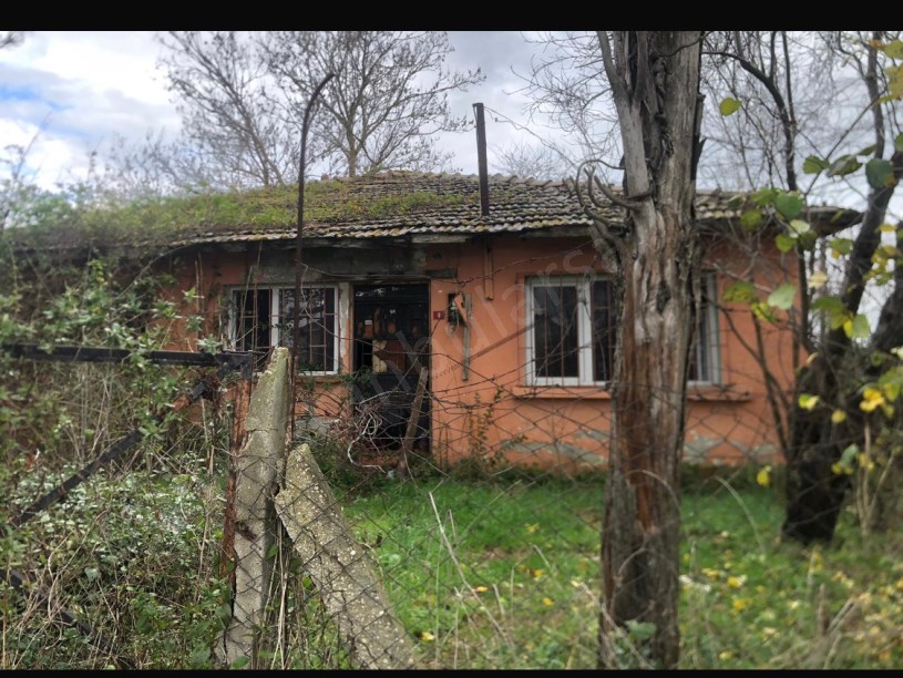 Çatalca Kabakçada Satılık Müstakil Ev , 270 m2 Köy İçi Yapı Kayıt Belgeli