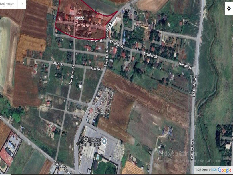 Arnavutköy Çilingir Mah, Satılık Müstakil Ev , 80 m2 Su Elektrik Bağlı Yolu Var
