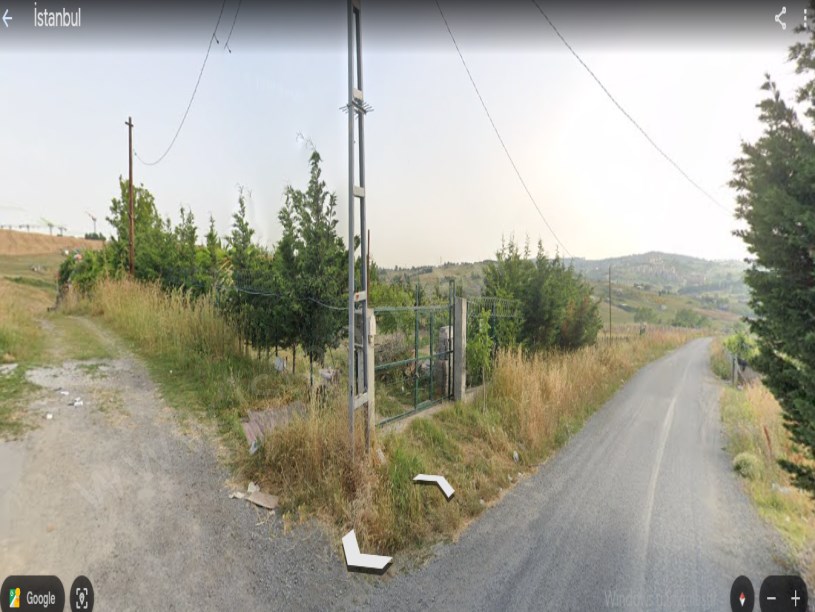Arnavutköy Çilingirde Satılık Arsa , 118 M2 Evlerin Yakını Yolu Var Hisseli