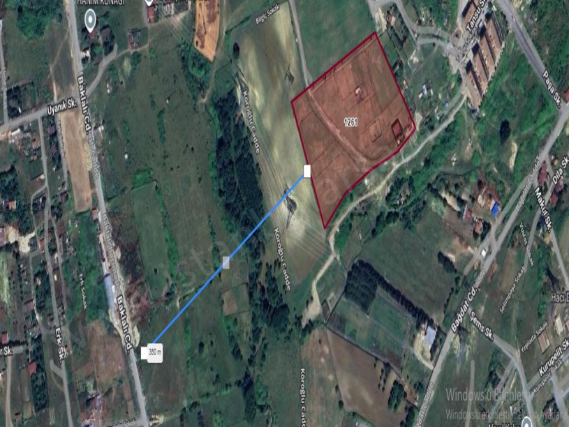 Arnavutköy Taşolukta Satılık Arsa , 400 M2 Hisseli İmarlı Yolu Var Evlerin Yakını