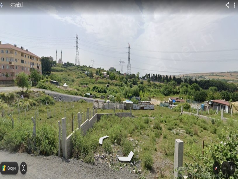 Arnavutköy Taşolukta Satılık Arsa , 400 M2 Hisseli İmarlı Yolu Var Evlerin Yakını