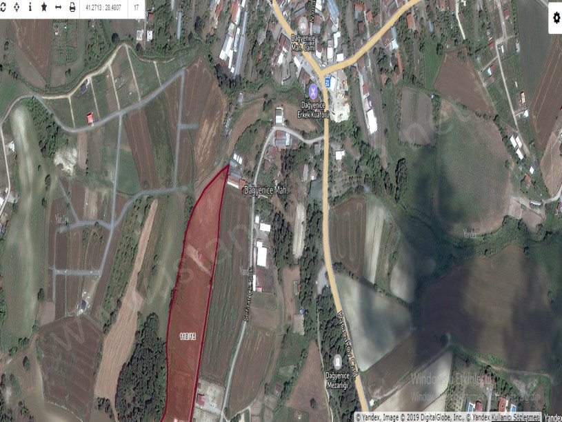 Çatalca Dağyenicede Satılık  Arsa ,  3,650 M2 Yolu Var Evlerin Yakını Hisseli 