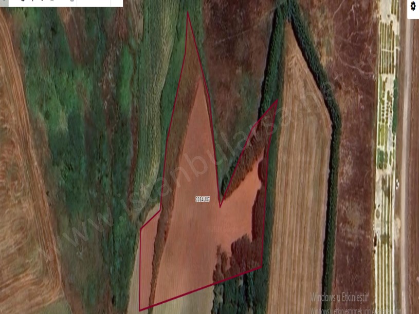 Silivri Kurfallıda  Satılık Tarla , 4,861 M2 Müstakil Yolu Var