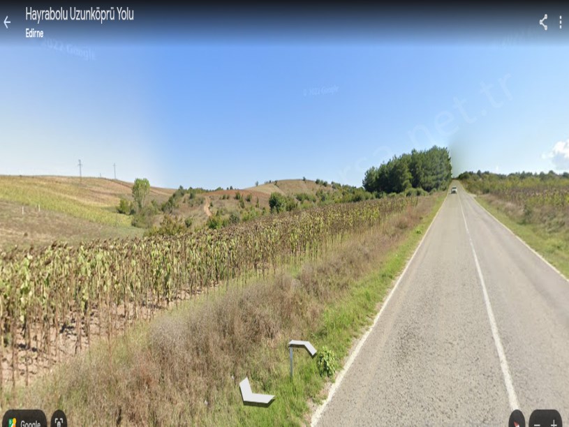 Edirne Uzunköprü Elmalı Köyünde Satılık Arsa , 880 M2 Asfalt Yola Cephe 