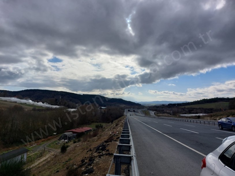 Çatalca Kızılcaalide Satılık Tarla , 1,045 M2 Müstakil Otoyola Yakın