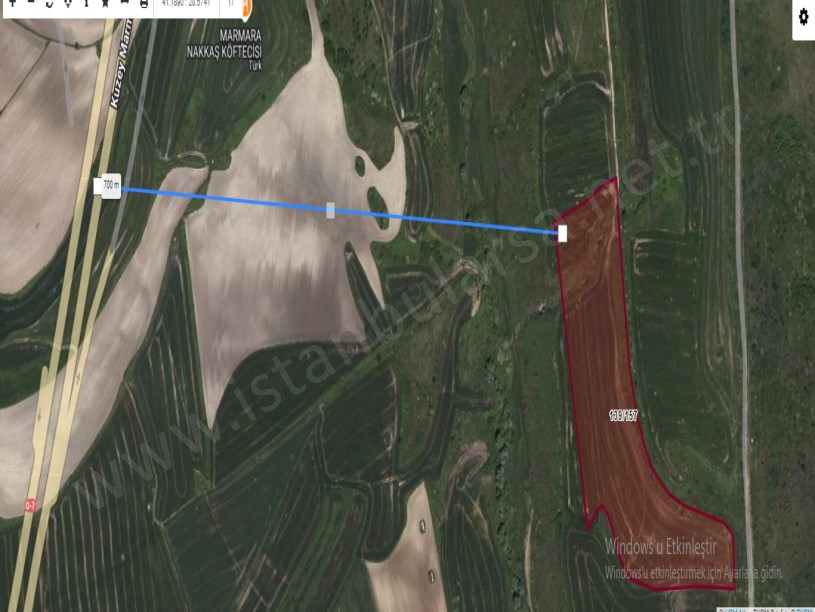 Çatalca Nakkaşta  Satılık Arsa ,  315 M2 Yolu Var Hisseli 