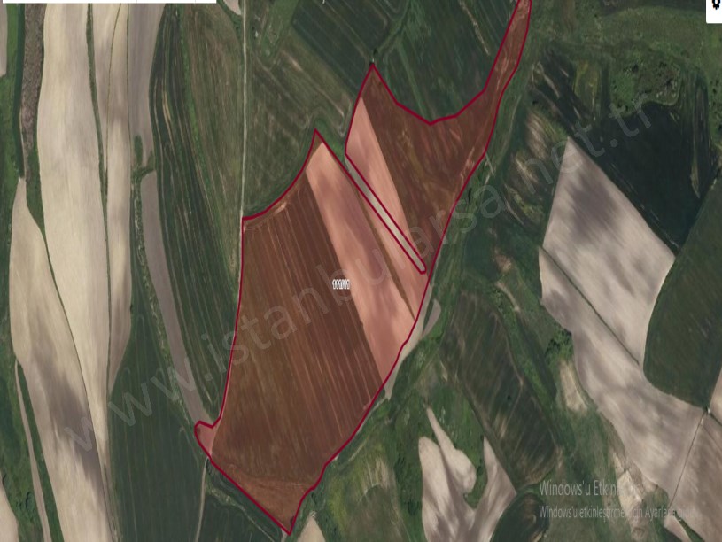 Çatalca Nakkaşta  Satılık Arsa , 410  m2 Hisseli Yolu var