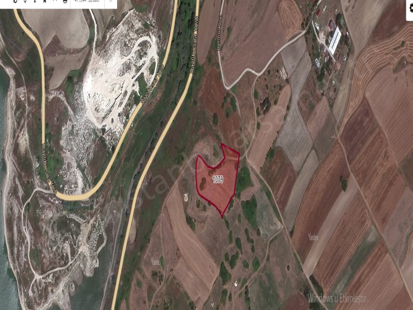 Arnavutköy Sazlıbosna Satılık Arsa , 257 M2 Hisseli Evlerin Yakını