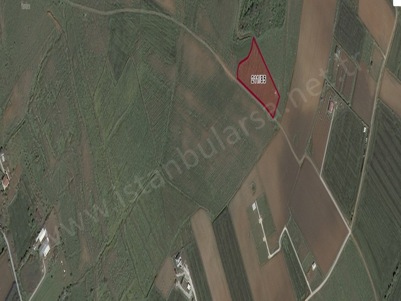 Çatalca Çakılda Satılık Arsa , 741 M2 Hisseli Çaplı Çevrili