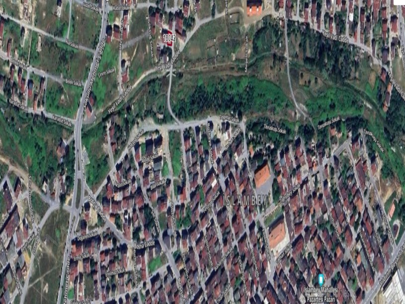 Arnavutköy İslambeyde Satılık Arsa , 202 m2 Köşebaşı İmarlı 
