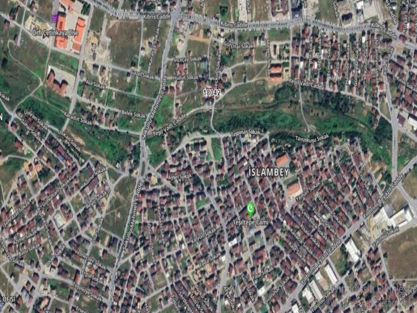Arnavutköy İslambeyde Satılık Arsa , 202 m2 Köşebaşı İmarlı 
