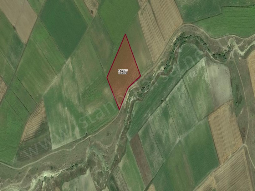 Tekirdağ Saray Yuvalıda Satılık Arsa , 1,420 m2 Yolu Var Hisseli