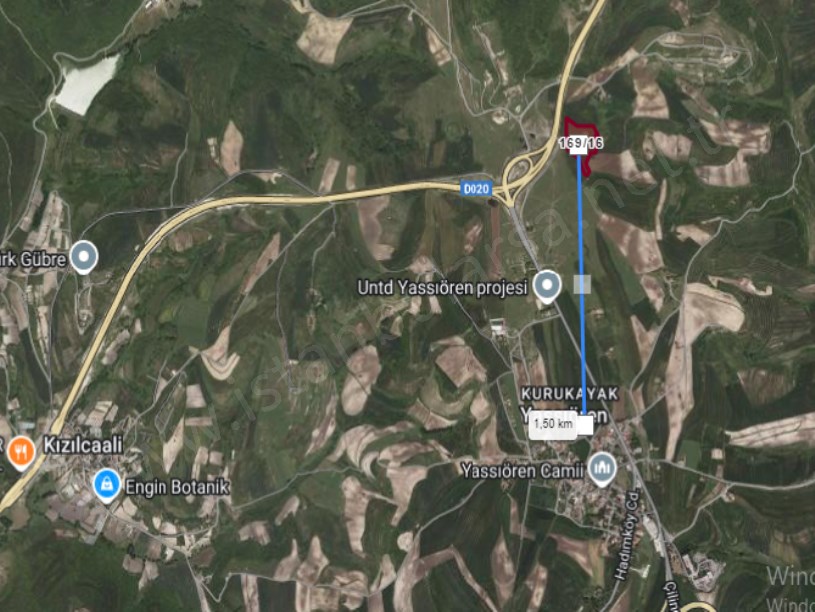 Arnavutköy Yassıörende Satılık Arsa , 600 M2 Hisseli Yolu Var
