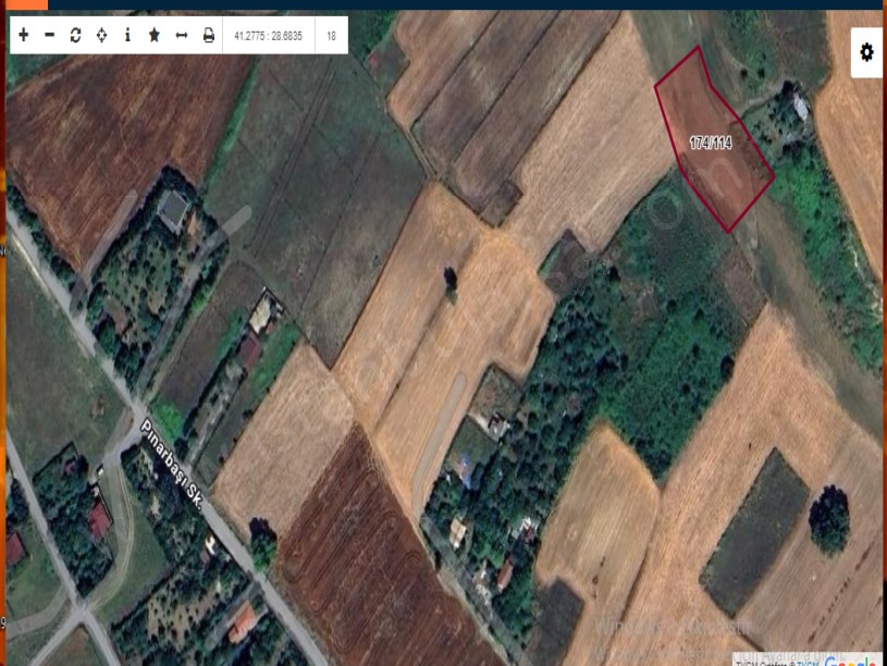 Arnavutköy Tayakadın Satılık Arsa , 220 m2  Hisseli Evlerin Yakını 