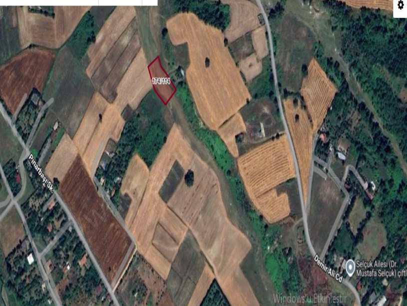 Arnavutköy Tayakadın Satılık Arsa , 220 m2  Hisseli Evlerin Yakını 