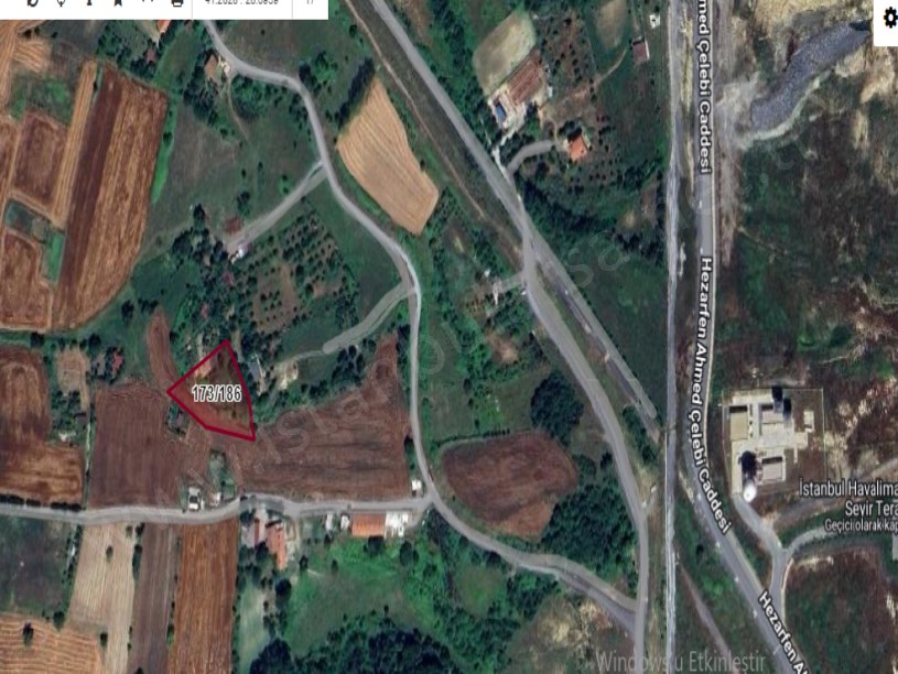 Arnavutköy Tayakadın Satılık Arsa , 237 m2  Evlerin Yakını Yolu Var 
