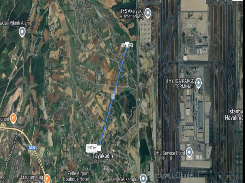 Arnavutköy Tayakadın Satılık Arsa , 307 m2 Evlerin Yakını Yolu Var 