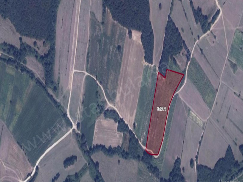 Çatalca Çiftlikköyde Satılık Arsa , 400 M2 Çaplı Yolu Var 