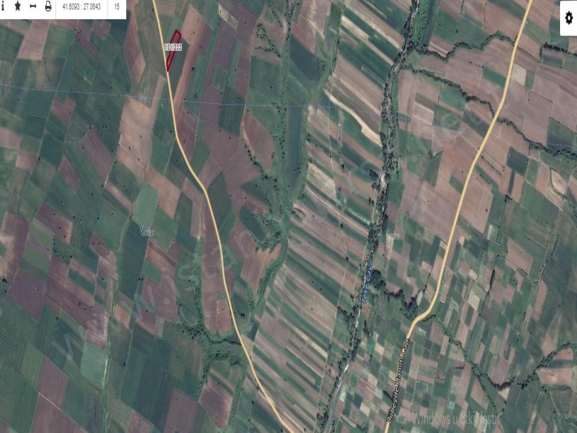 Kırklareli Babaeski Karahalil Köyünde Satılık Arsa , 1,005 m2 Cadde Cephe Hisseli