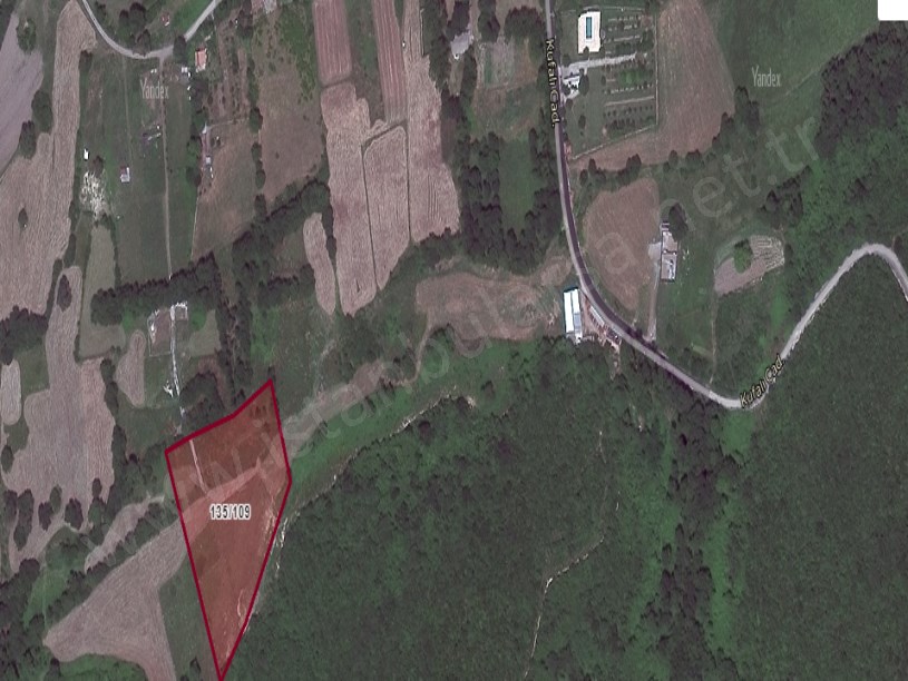 Arnavutköy Balabanda Satılık Arsa , 160 M2 Yolu Var Evlerin Yakını Merkezde 