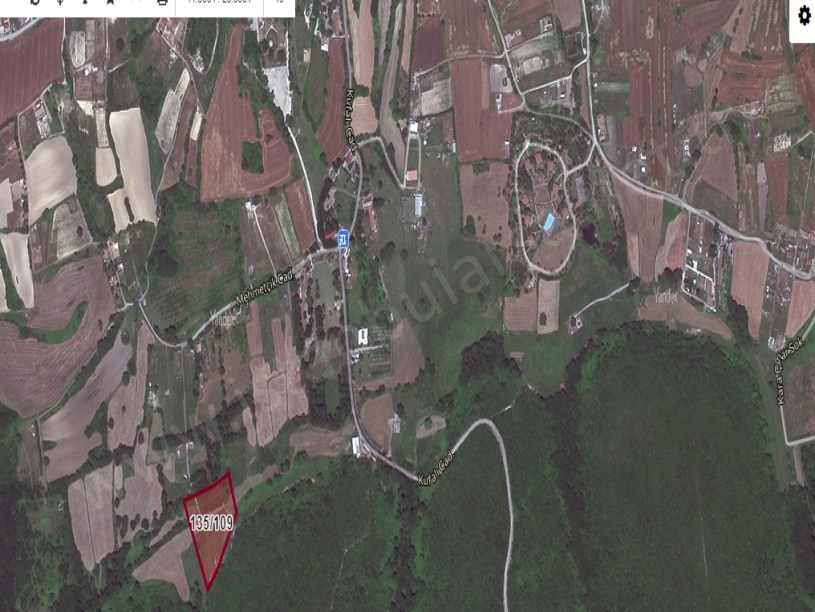 Arnavutköy Balabanda Satılık Arsa , 160 M2 Yolu Var Evlerin Yakını Merkezde 