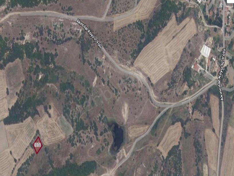 Edirne Meriç Akıncılar Köyünde Satılık Tarla , 665 m2 Müstakil