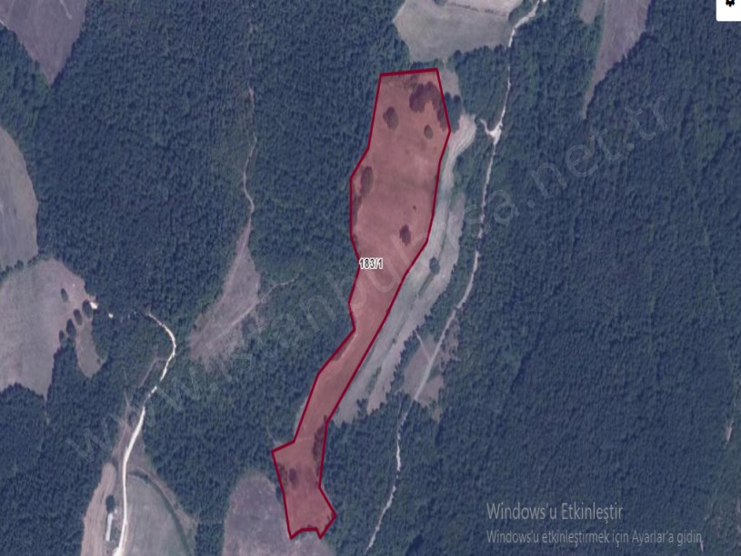 Çatalca Çiftlikköyde Satılık Arsa , 4,500 M2 Çaplı Yolu var Hİsseli