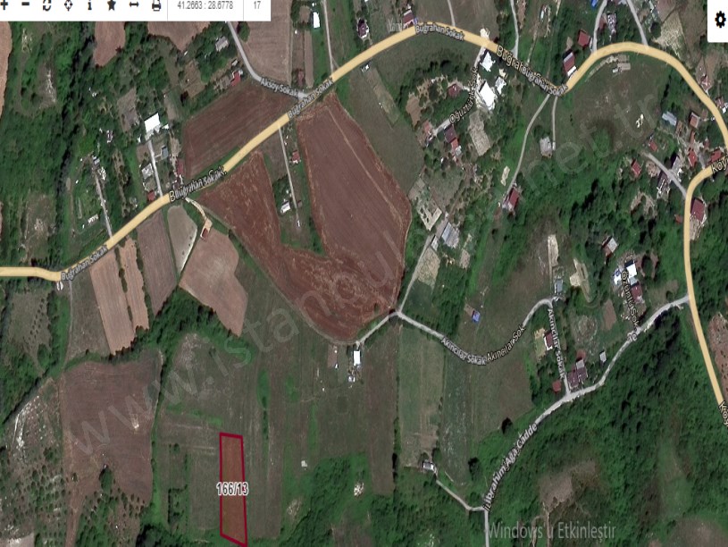 Arnavutköy Tayakadın Satılık Arsa , 1,260 m2 Merkezde Hisseli