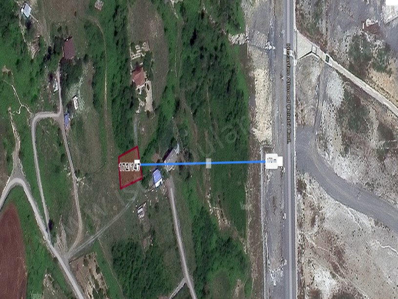 Arnavutköy Tayakadın Satılık Arsa ,  326 m2 Yolu Var Evlerin Yakını Hisseli