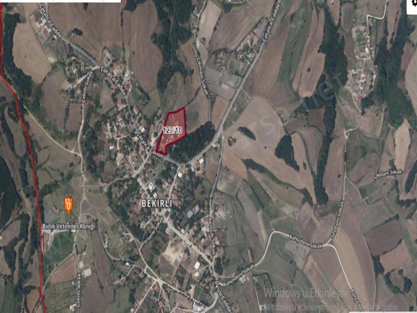 Silivri Bekirlide Satılık Arsa , 400 m2 Çaplı Çevrili Köy içi 
