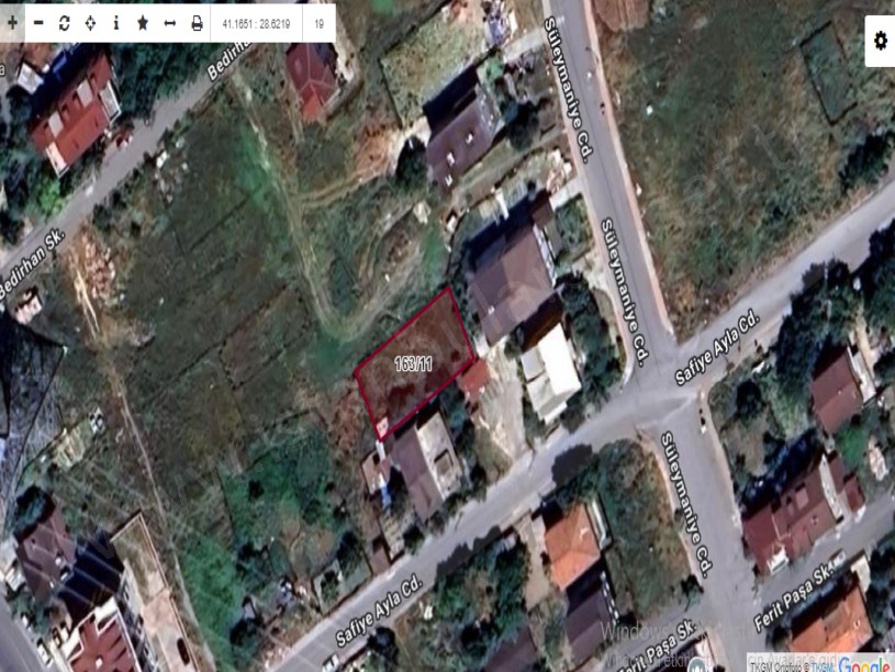 Arnavutköy Hadımköyde Satılık Arsa , 417 M2 Müstakil Merkezde  3 kat İmarlı