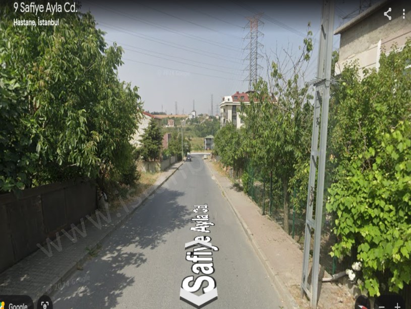 Arnavutköy Hadımköyde Satılık Arsa , 417 M2 Müstakil Merkezde  3 kat İmarlı
