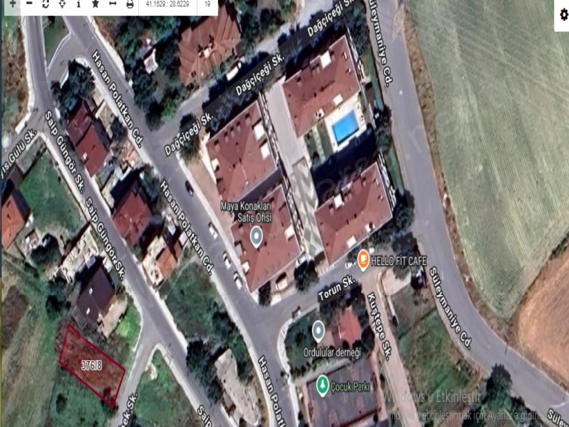 Arnavutköy Hadımköyde Satılık Arsa , 279 M2 İmarlı Müstakil Merkezde