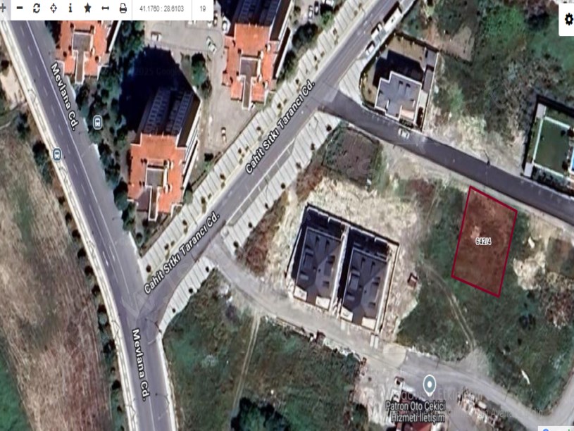 Arnavutköy Hadımköyde Satılık Arsa , 500 M2 Merkezde Müstakil  İmarlı