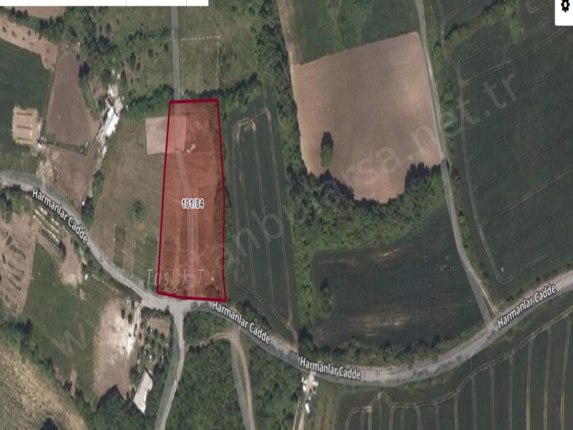 Arnavutköy Balabanda Satılık Arsa , 571 m2 Cadde Cephe Çevrili