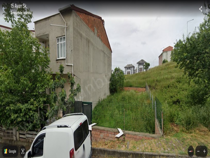 Arnavutköy Mustafa Kemalpaşa Mah Satılık Arsa , 185 M2 Müstakil  3 Kat İmarlı