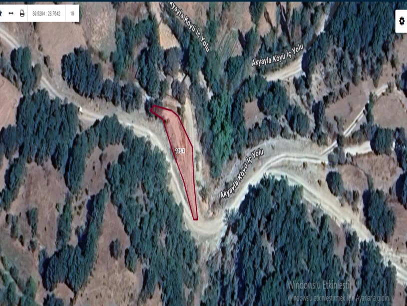Balıkesir Dursunbey Akyayla Mah Satılık Tarla , 428 m2 Tarla Müstakil Yolu Var
