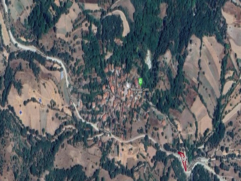 Balıkesir Dursunbey Akyayla Mah Satılık Tarla , 428 m2 Tarla Müstakil Yolu Var