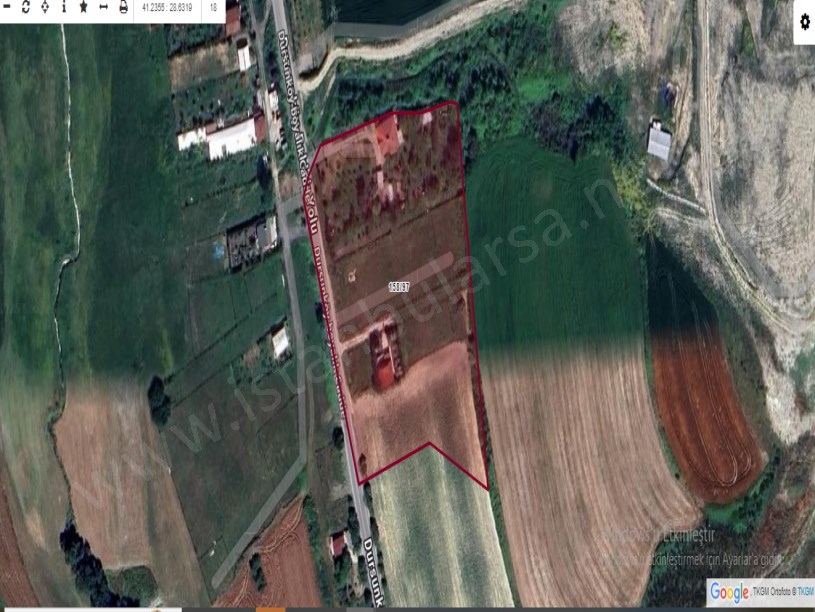 Arnavutköy Boyalıkta Satılık Arsa , 370 M2 Cadde Cephe Evlerin Yakını Hisseli