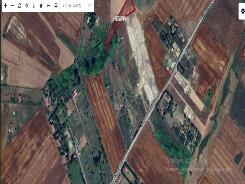 Arnavutköy Çilingirde Satılık Arsa , 533 m2 Evlerin Yakını Hisseli