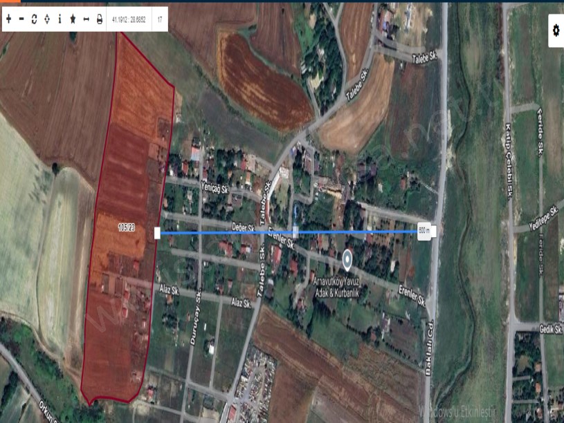 Arnavutköy Çilingirde Satılık Arsa , 800 M2 Yolu Var Evlerin Yakını