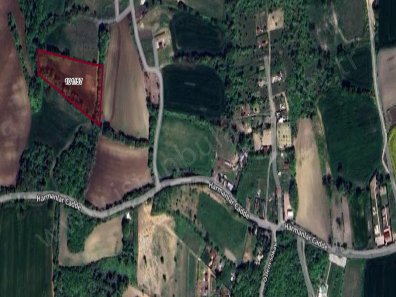 Arnavutköy Balabanda Satılık Arsa , 702 M2 Hisseli