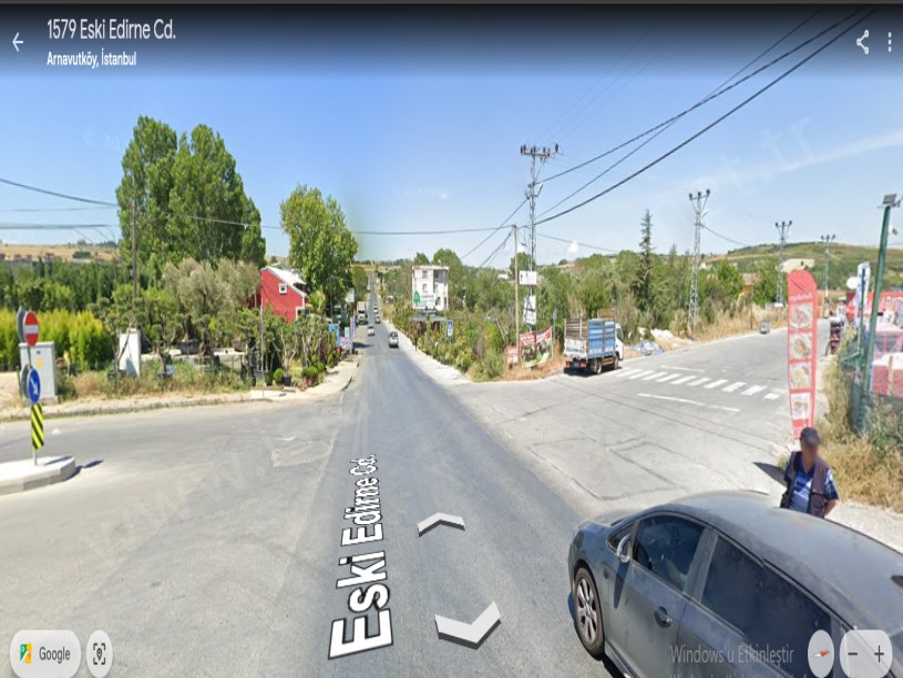 Arnavutköy Haraççıda Satılık Arsa , 1,484 M2  Cadde Cephe İmarlı Müstakil
