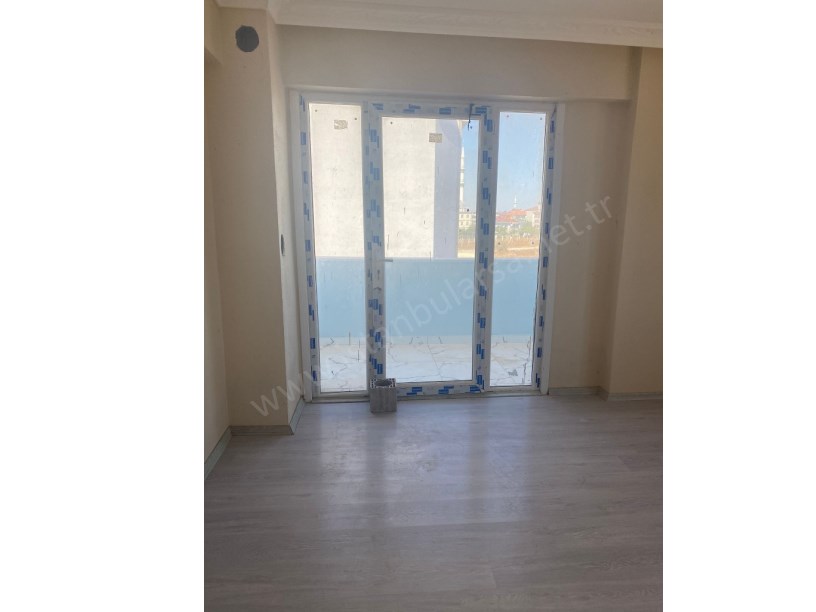 Arnavutköy  Anadolu Mah , Satılık Daire , 95 m2 7 yıllık Asansörlü