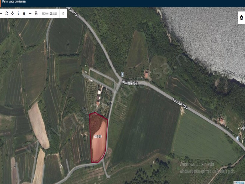 Arnavutköy Balabanda Satılık Arsa , 394 m2 Yolu Var Evlerin Yakını Hisseli