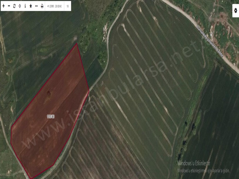 Arnavutköy Dursunköyde Satılık Arsa ,  128 M2 Yolu Var Hisseli İmarlı