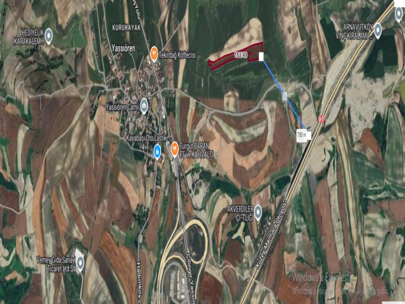 Arnavutköy Yassıörende Satılık Arsa , 500 M2 Hisseli Evlerin Yakını