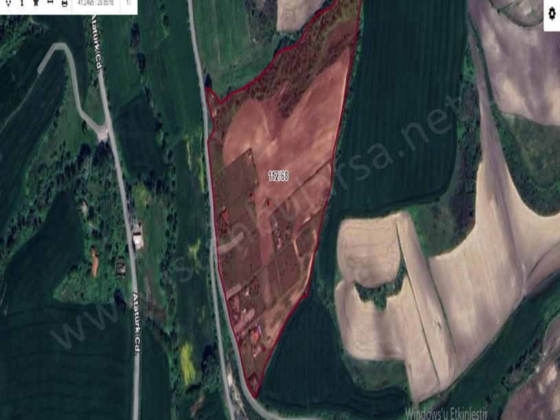 Arnavutköy Baklalıda Satılık Arsa , 750 m2 Yolu Var Evlerin Yakını